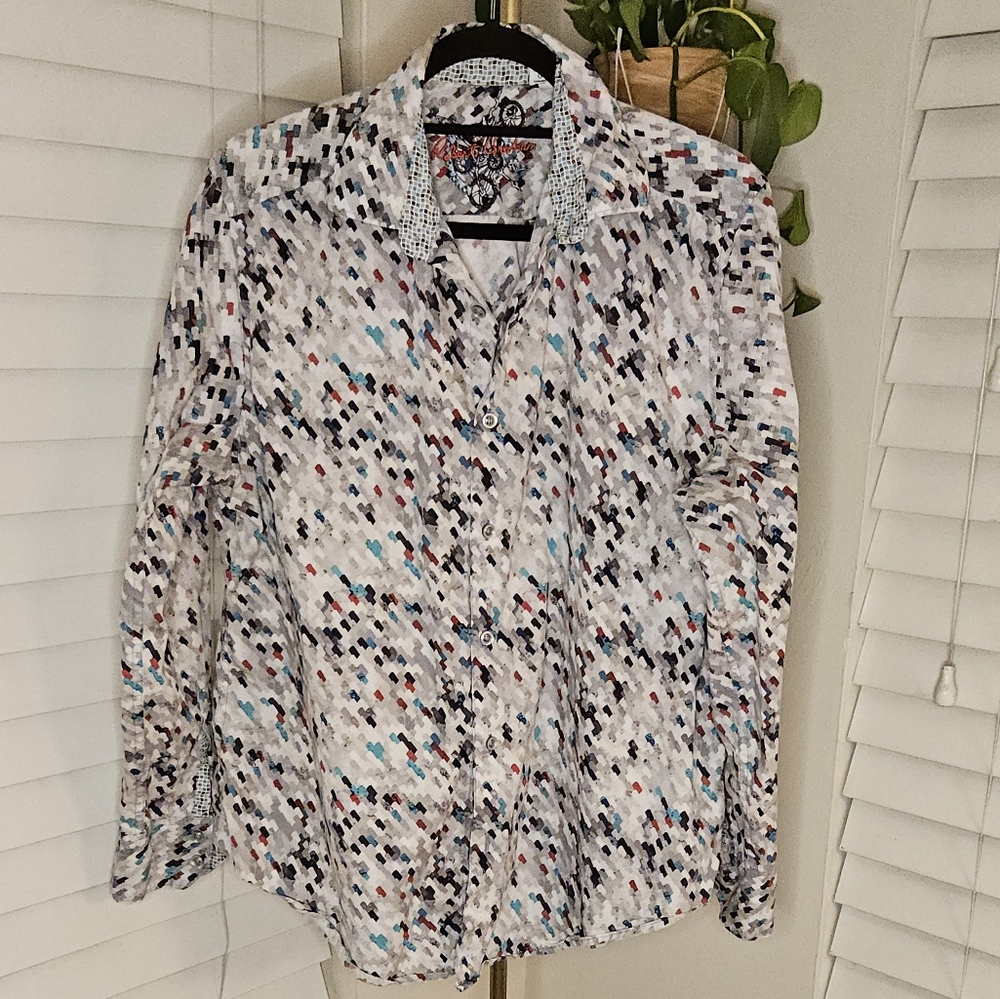 Robert Graham Black and White Casual Button Down Shirt